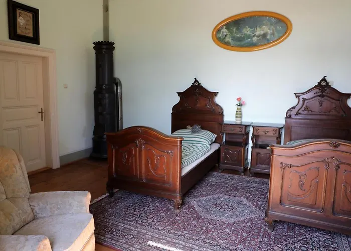 Historicke Zelenohorska Posta Nepomuk (Plzen-South)