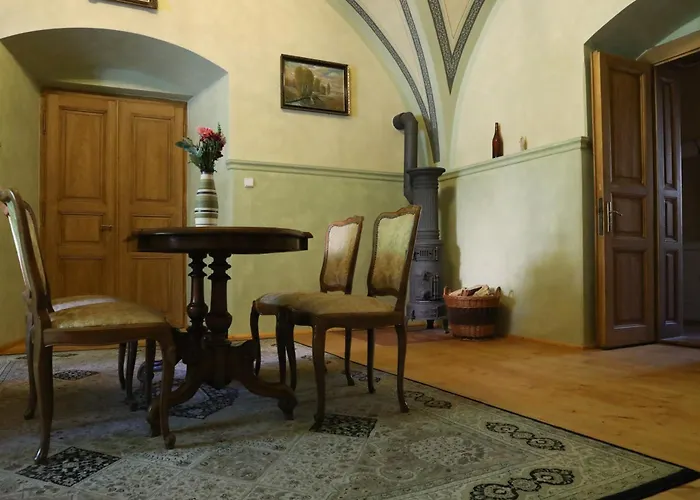 Historicke Zelenohorska Posta Apartament *